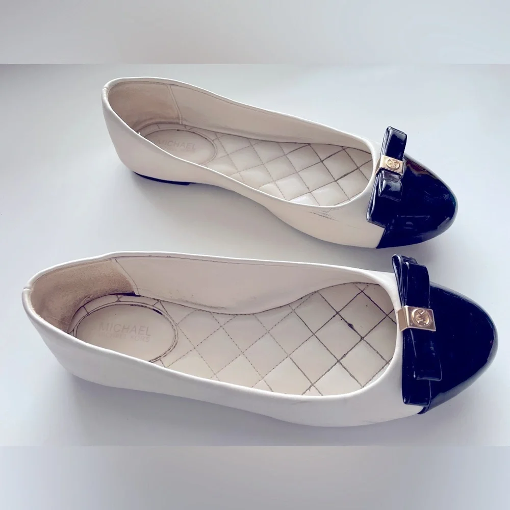 Michael Kors womens Sandals - size 7.5 - Picture 4 of 12